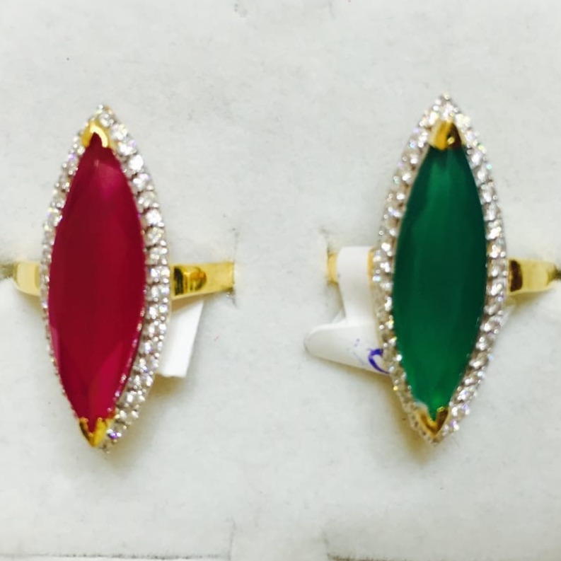 916 gold rani Green Diamond Ladies Ring LR-0002