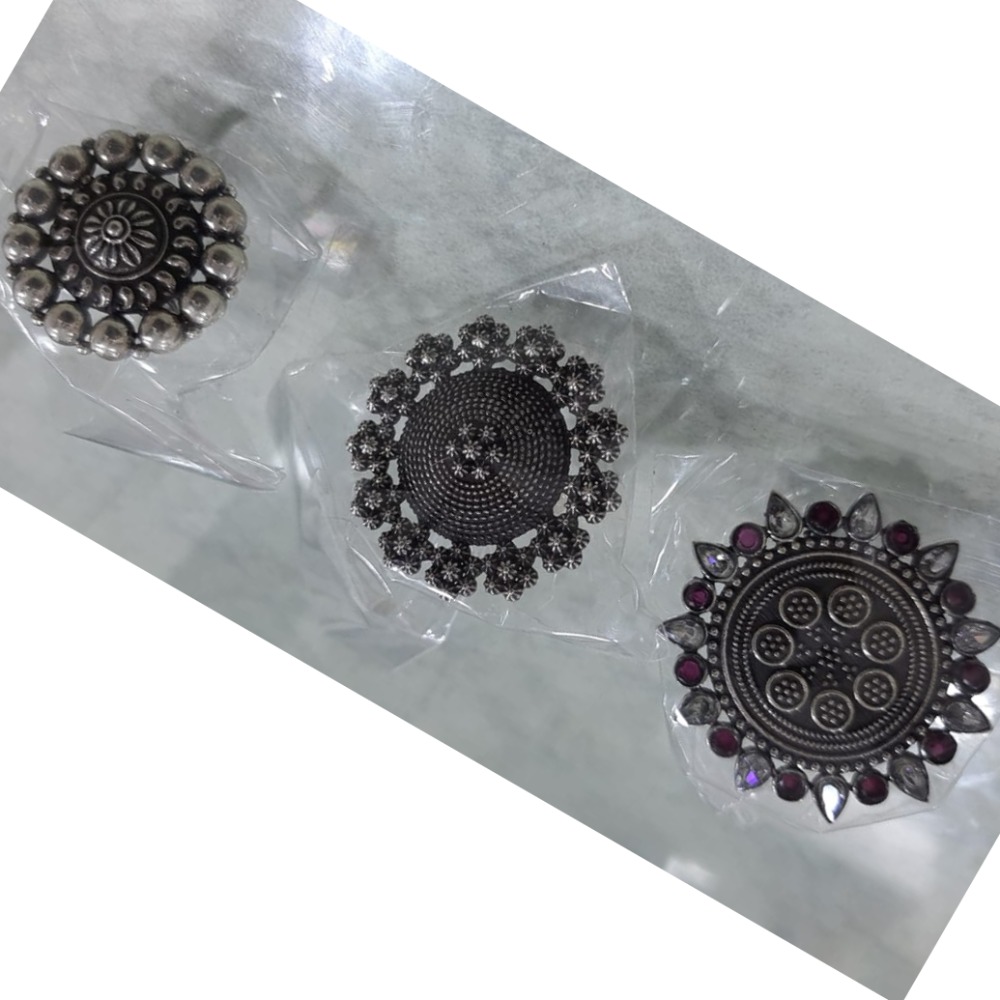Antique black oxidised butti