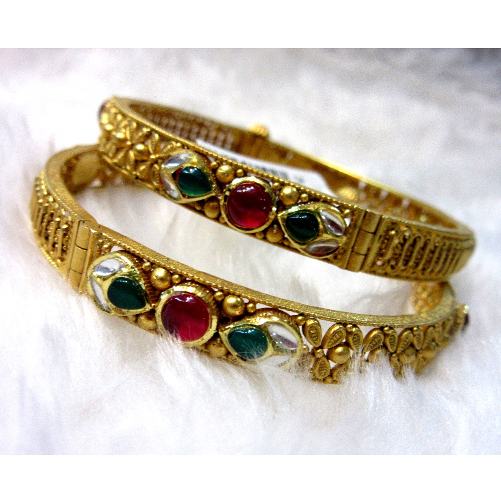 Gold antique modern jadtar women bangles