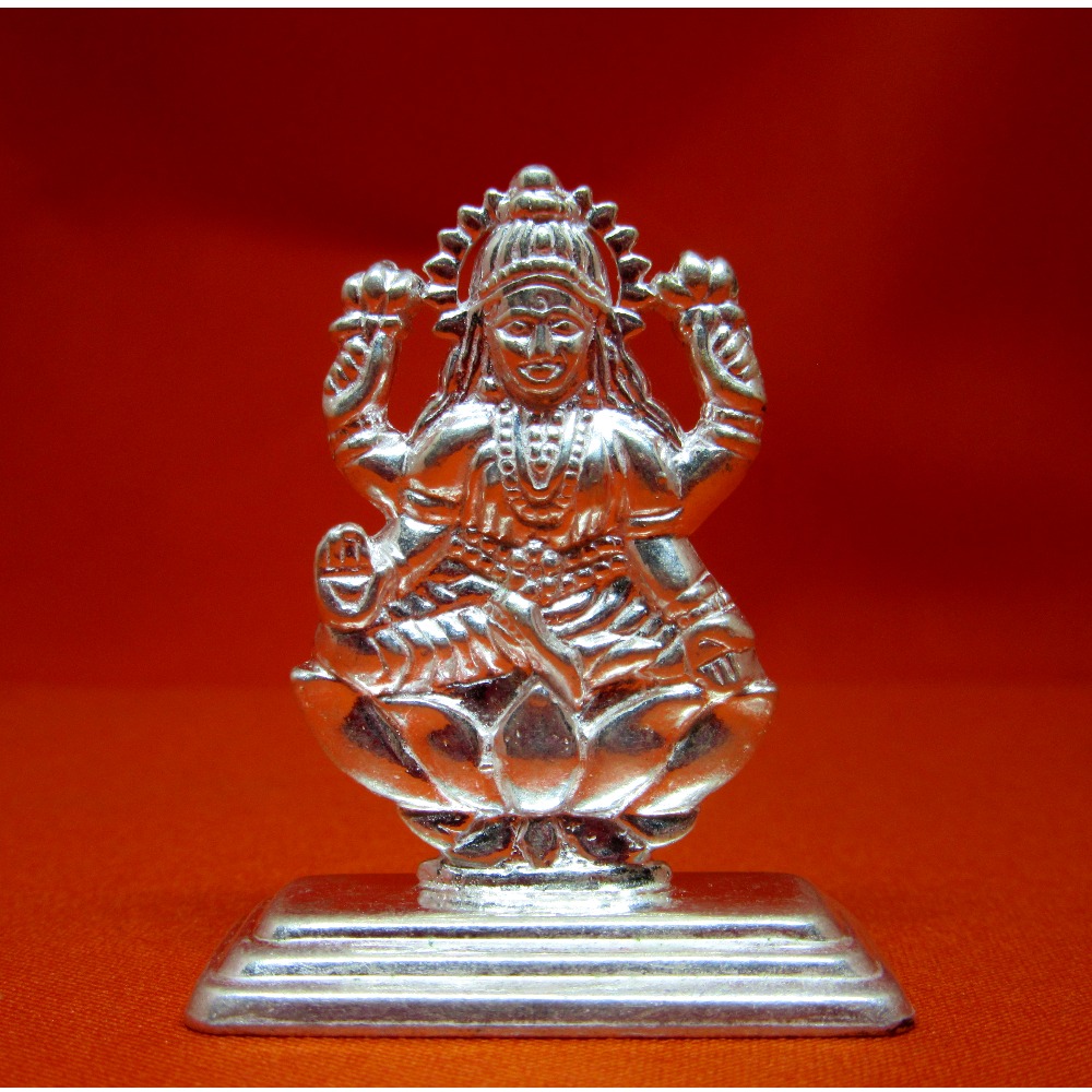Silver shree lakshmiji murti pooja items