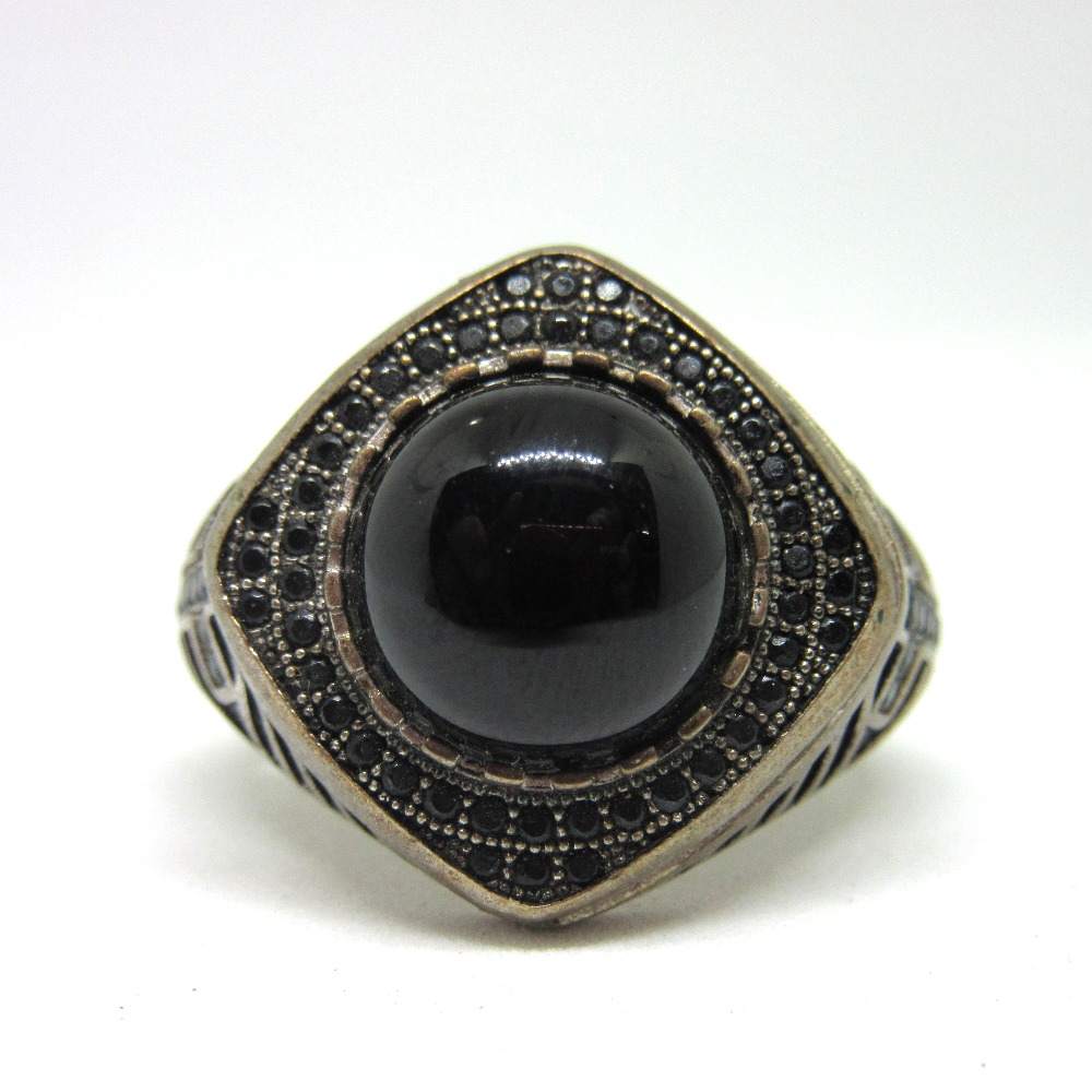 Silver 925 black round shape royal ring sr925-109