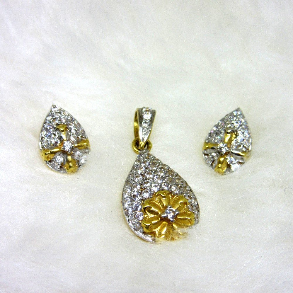 DailyWear Pendent Set