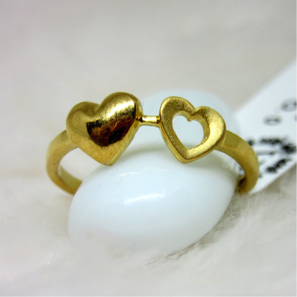 Gold twin hearts ring