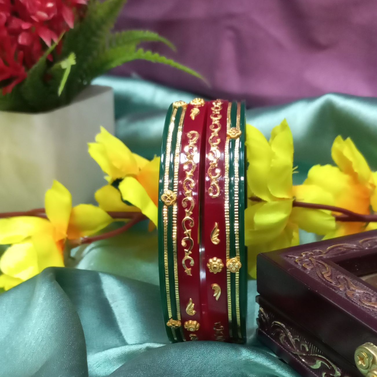 22KT Gold  Daily Wear Palin Plastic Kangan