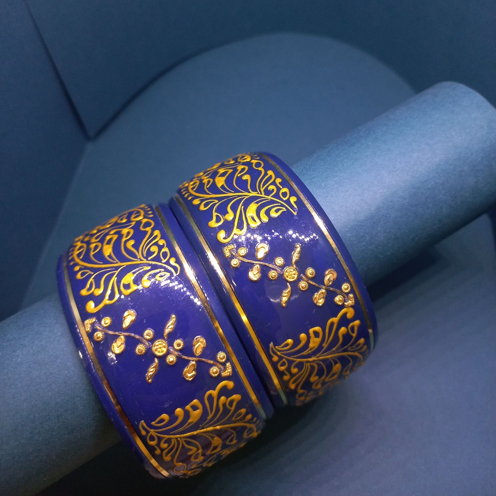 22KT Gold Unquie Design Plastic  Kangan