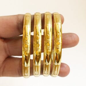18 Kt Yellow Gold Handmade Slip-On Bracelet Bangles 32 Gms (4 Pieces)
