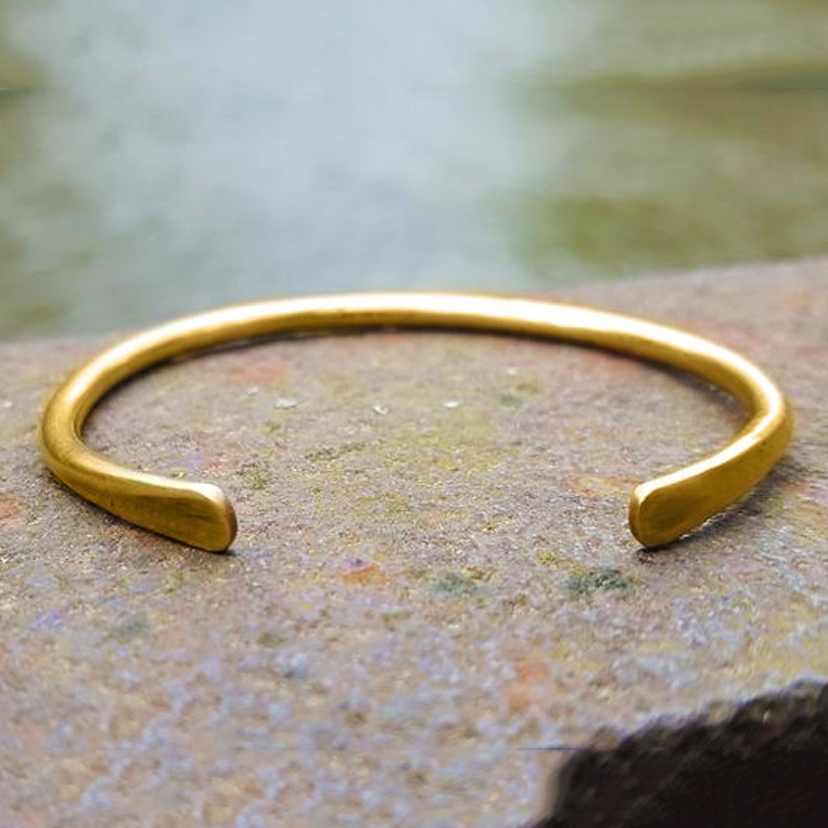 18 K Hallmark Stamped Yellow Gold Hammered Tribal Men's Cuff Bracelet