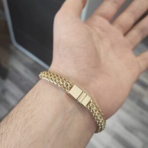 18 Kt Yellow Gold Foxtail Chain Handmade Men's Bracelet 30 Gms