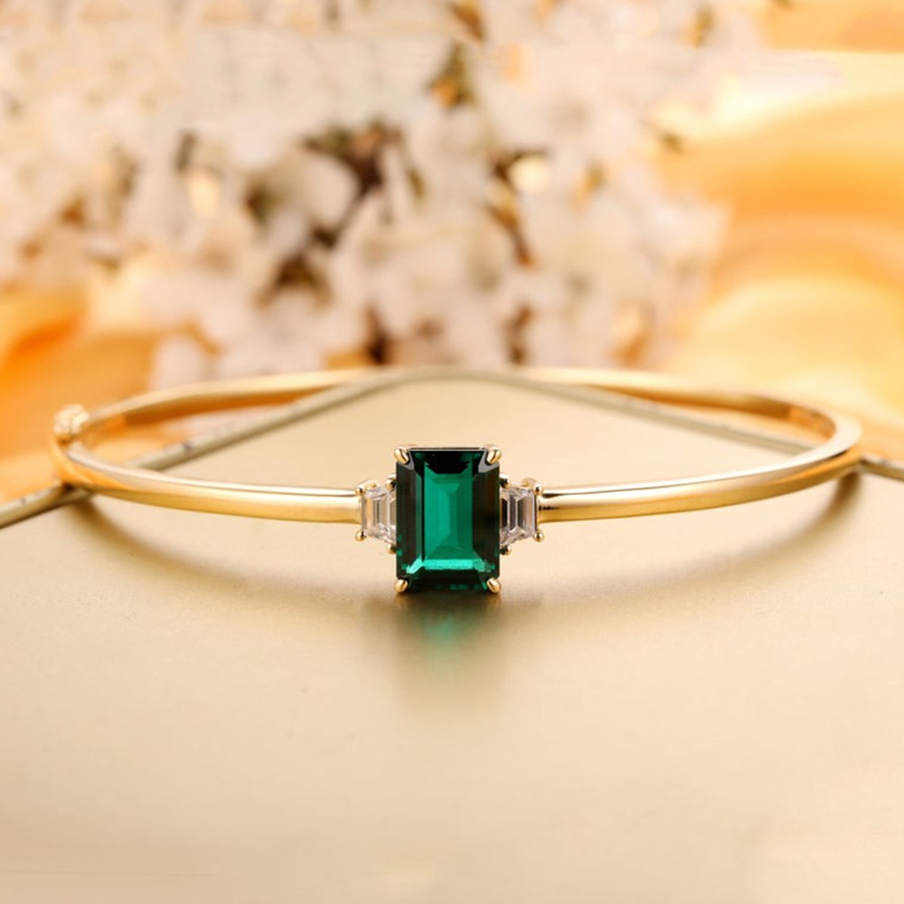 18 kt yellow gold 4 ct lab created emerald women's bracelet bangle