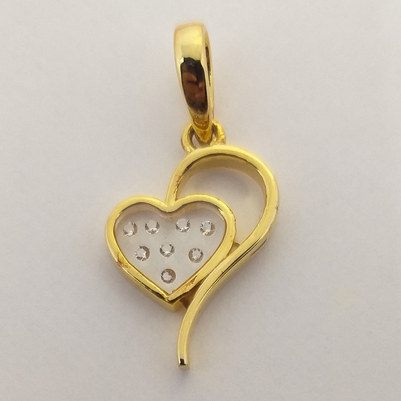 18KT Gold Real Diamond Setting In Glass Heart Pendant