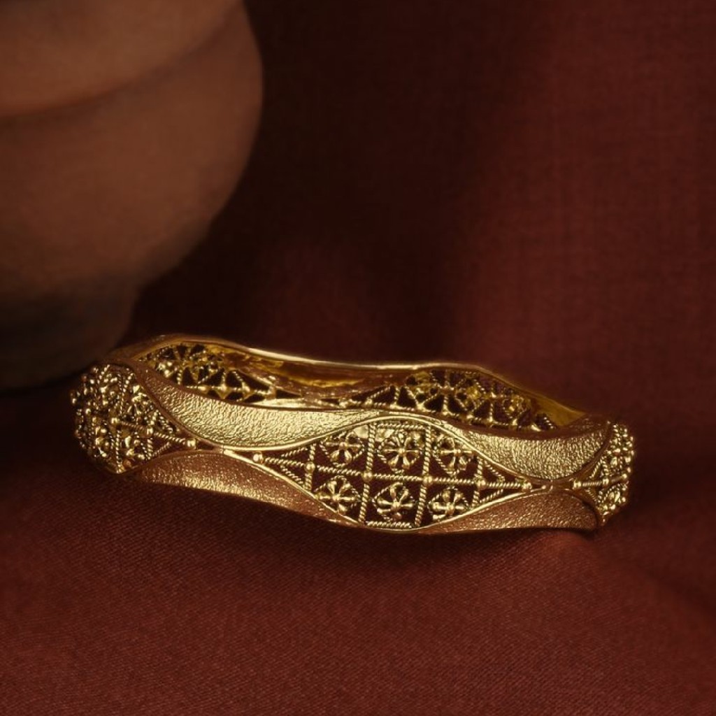 916 fancy bangle