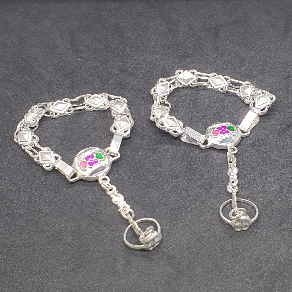 Silver Baccha Fancy Pochi
