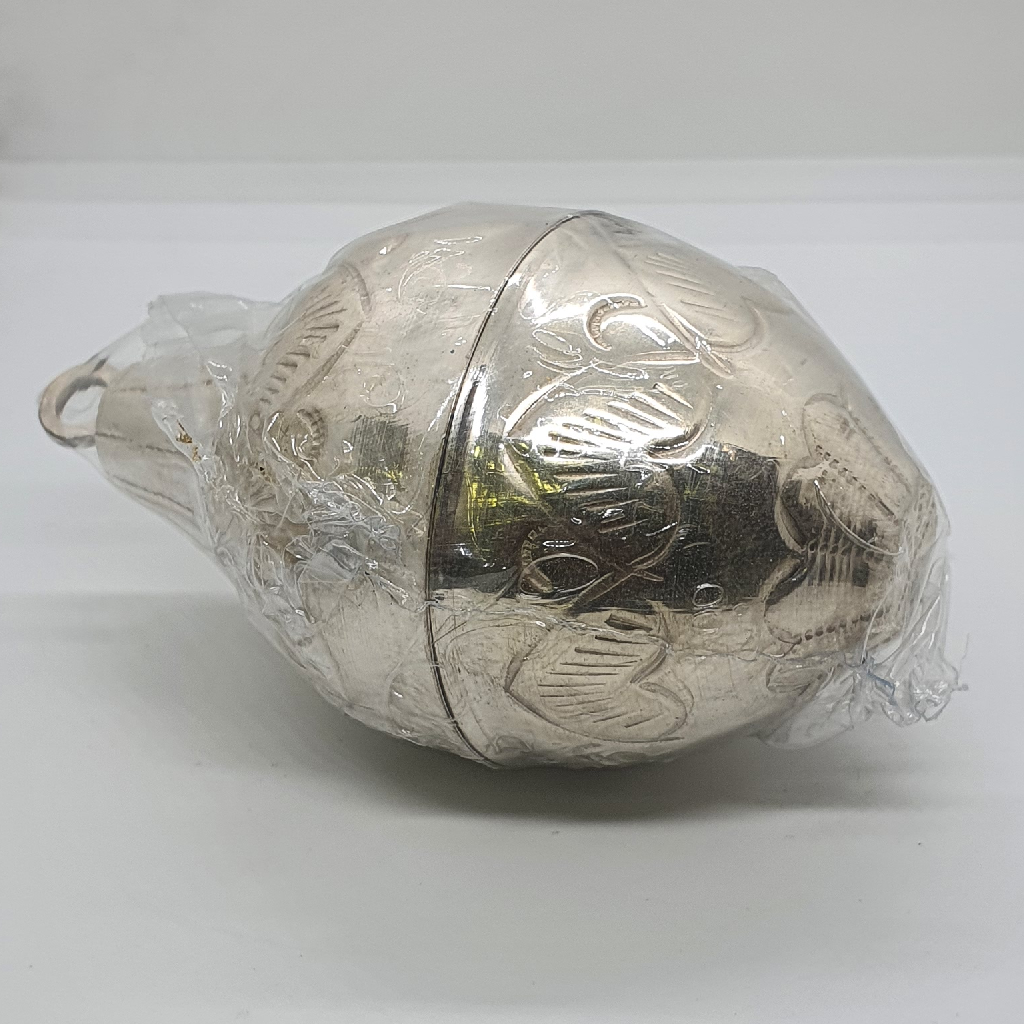 Silver Fancy Coconut