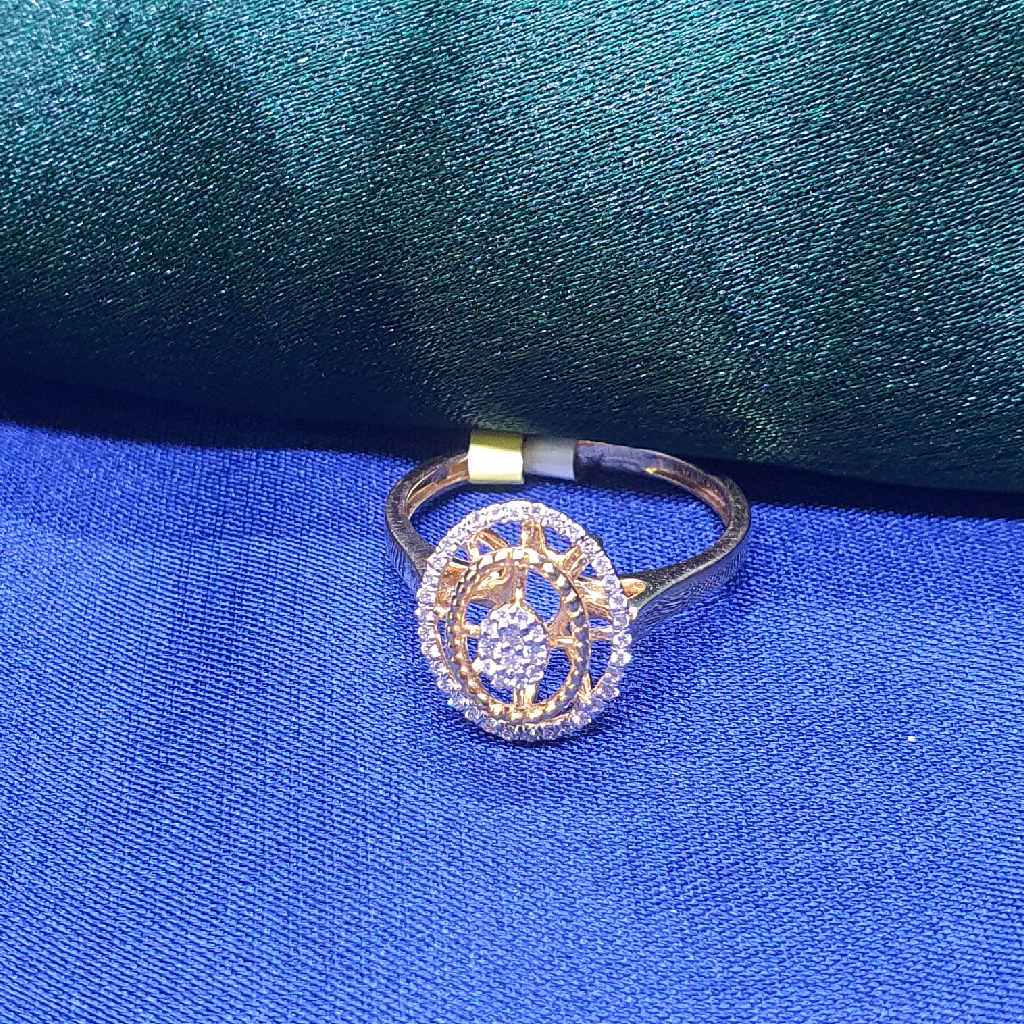 14.k Real Diamond Ladies Ring