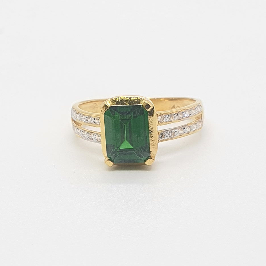 91.6 Gold Green Stone Ladies Ring