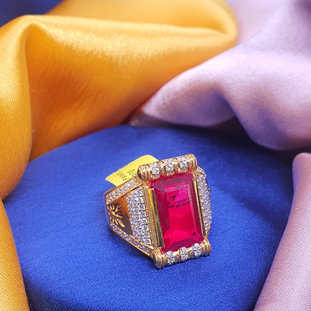 22.k Gold Fancy Red Diamond Gents Ring