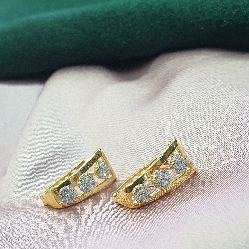 18.k Gold Diamond Kadi