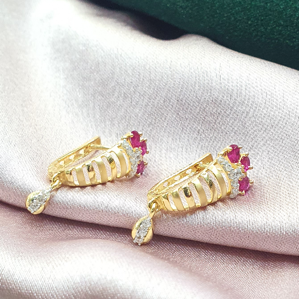 18.k Gold Diamond Ladies Kadi