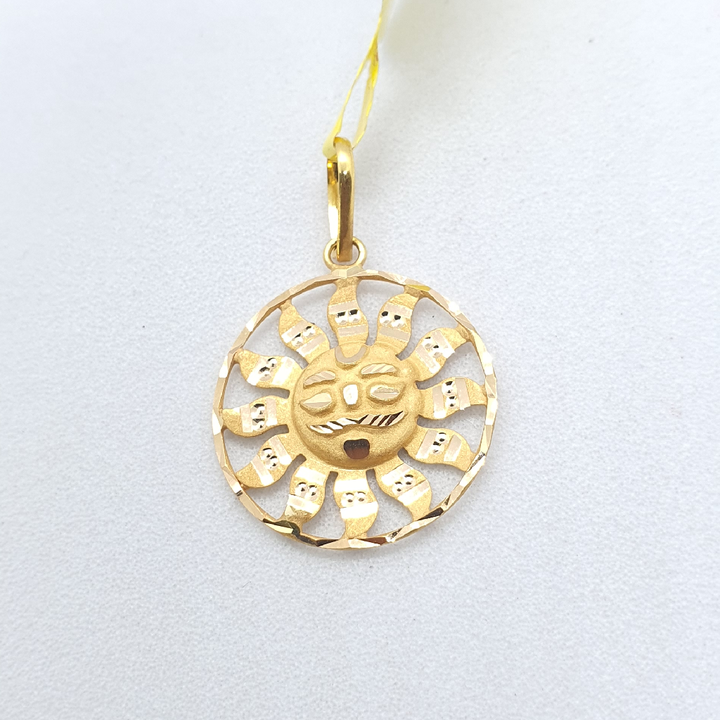 Gold 18.k Fancy Pendant