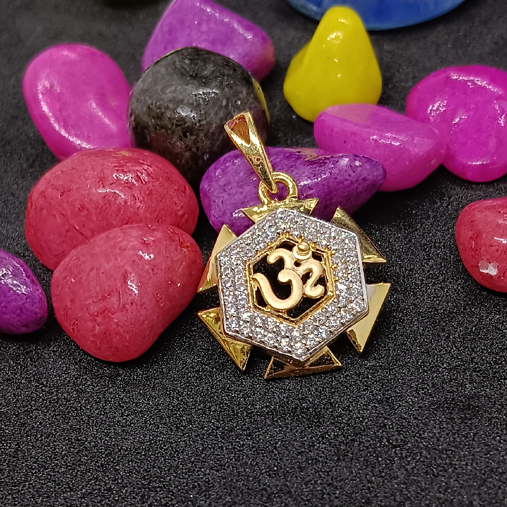 Gold 22k Fancy Diamond Pendant
