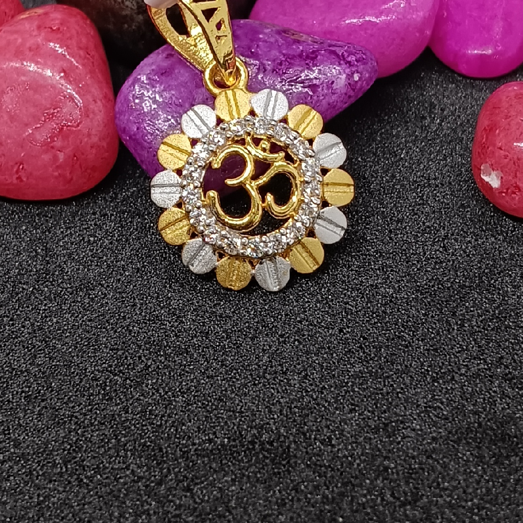 Gold 22k diamond fancy pendant