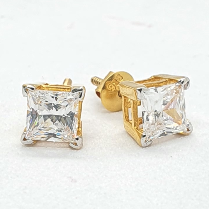 Gold Stone Ladies Earrings