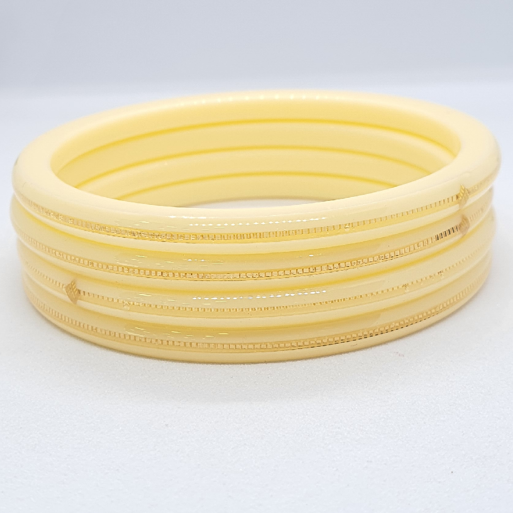 Gold 18.k Fancy White Chudi