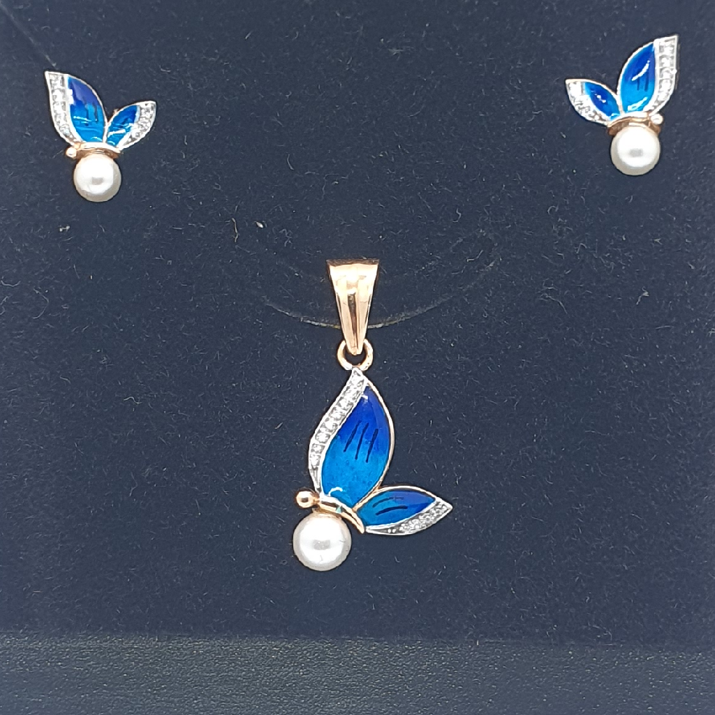 Rose gold 18.k fancy pendant set