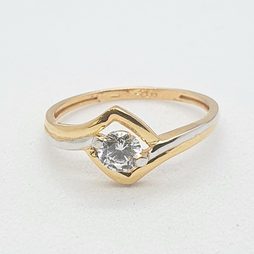 Gold 91.6 White Diamond Fancy Ring