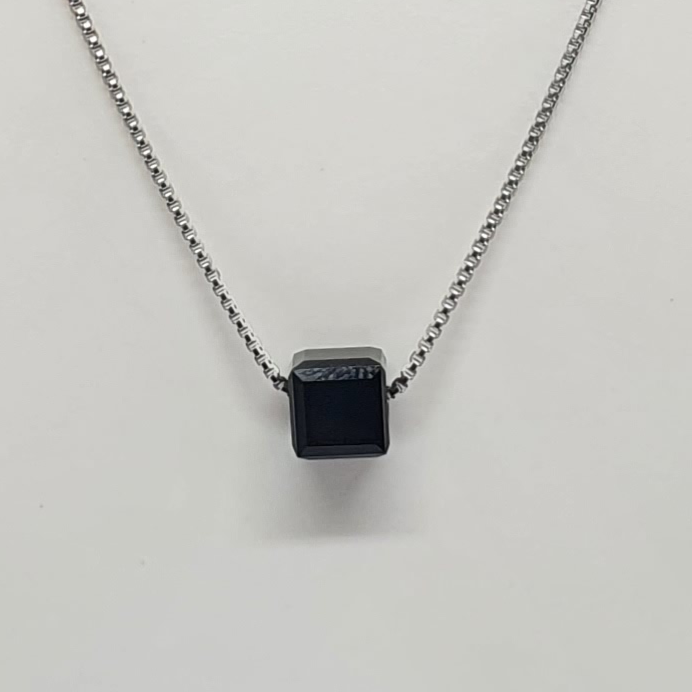 Silver 92.5 Black Stone Ladies Chain Pendant - Image 2
