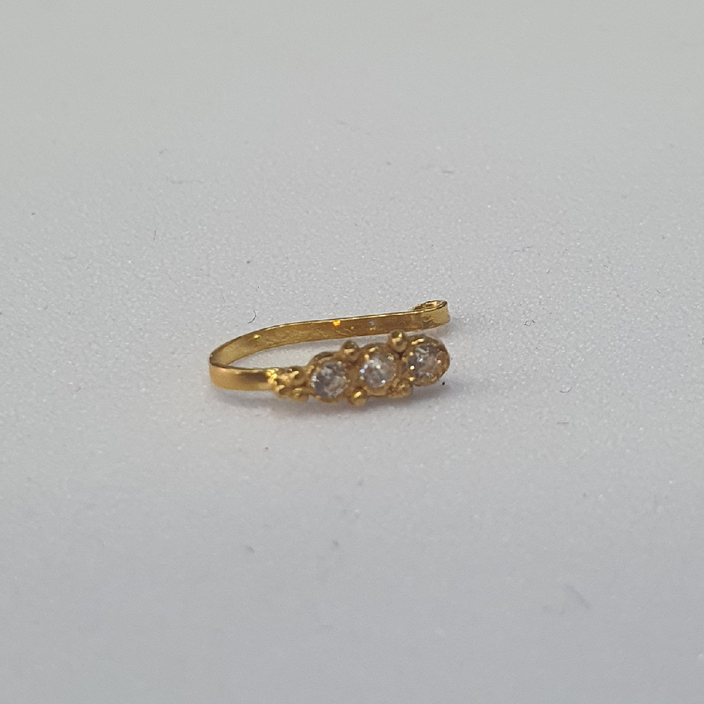 Gold Ladies Fancy NosePin