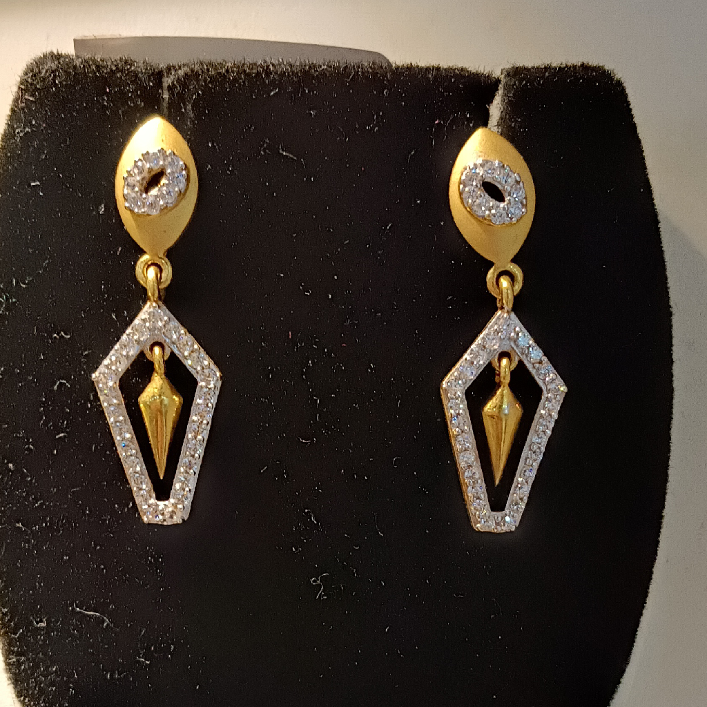 22k diamond ladies earrings