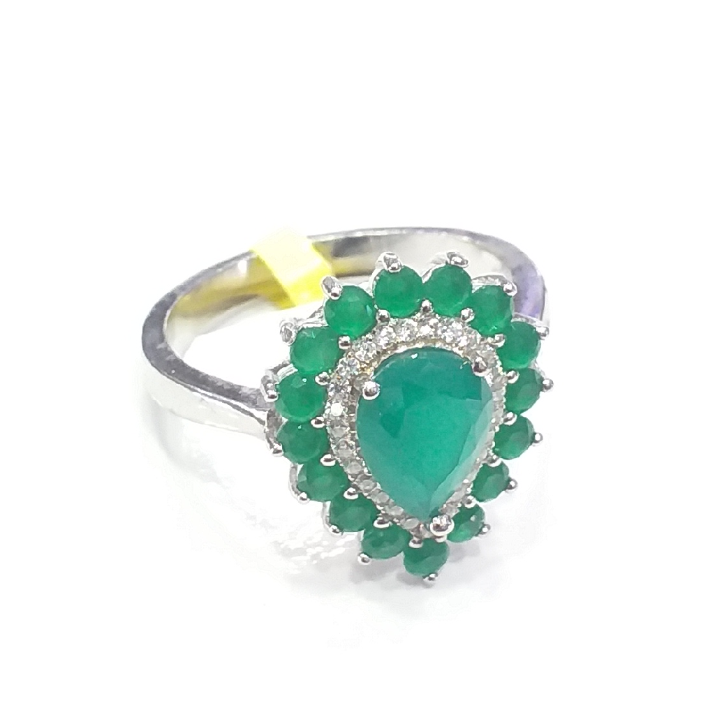 Silver 92.5 Green Diamond Ring - Image 2