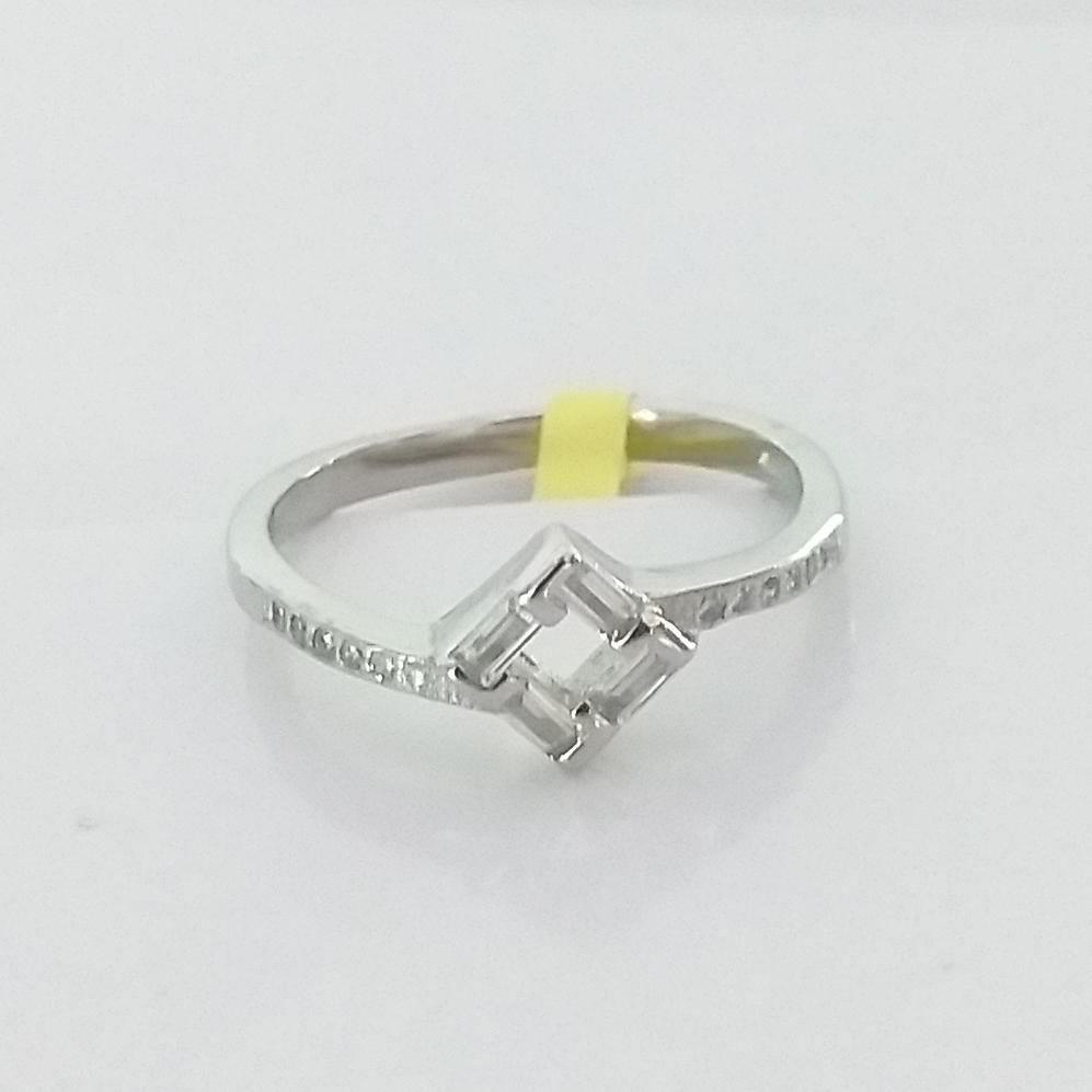 92.5 Silver Fancy Diamond ring
