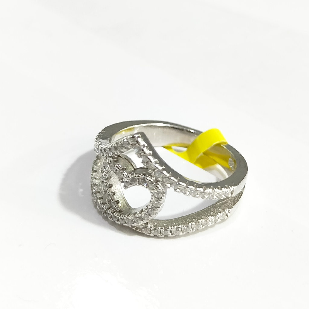 Silver 92.5 Fancy Diamond Heart Shape Ring - Image 2