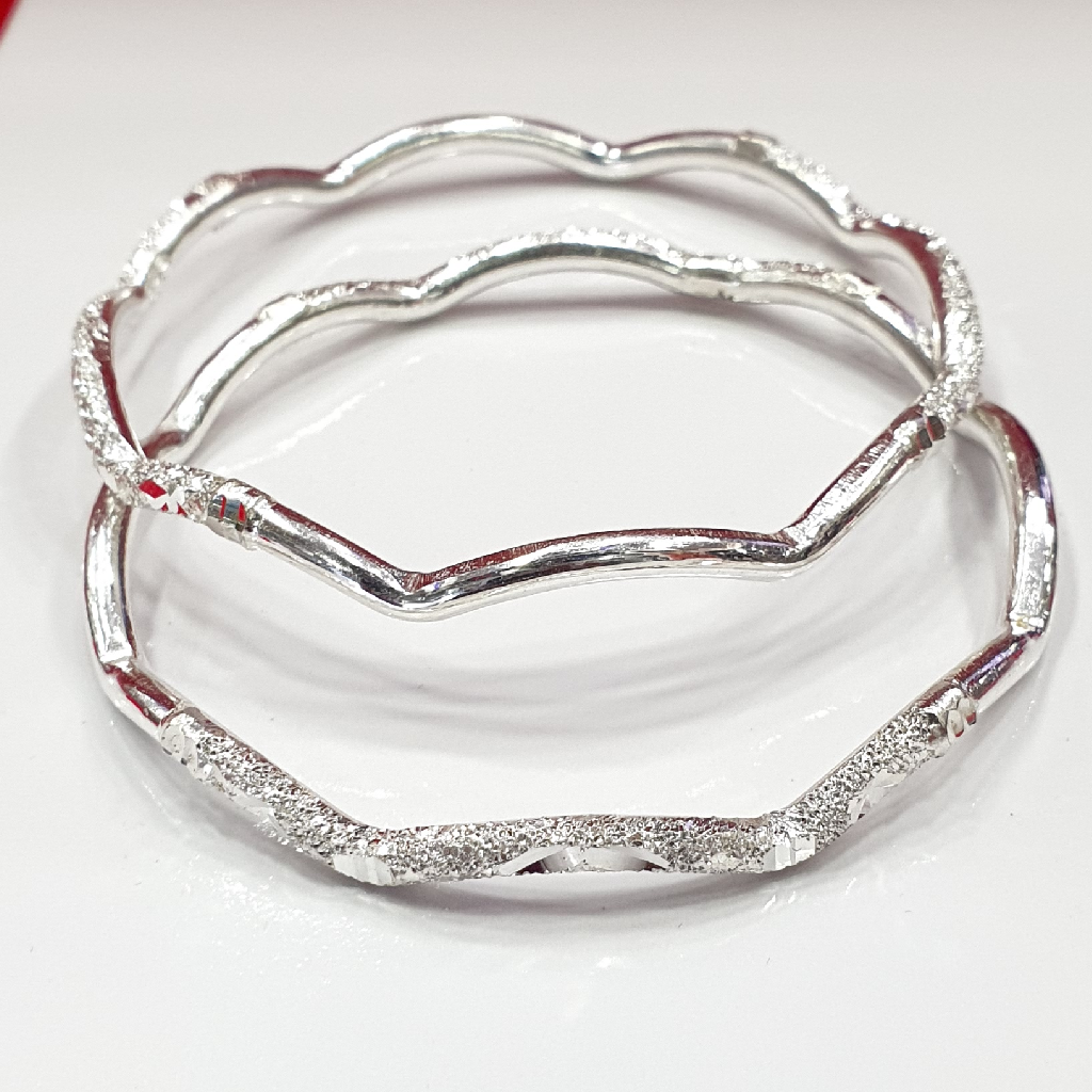 92.5 Silver Fancy Scalloped Design Bangles