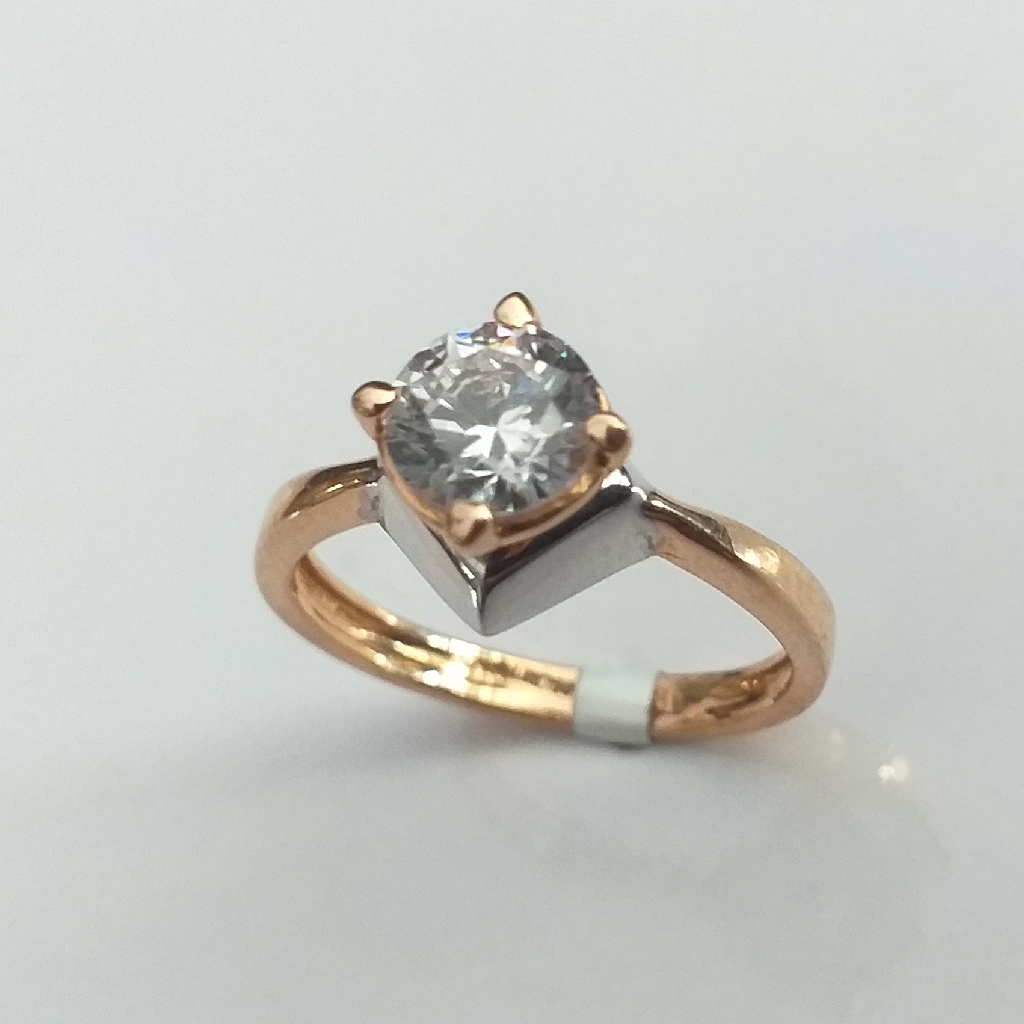 18 k Rose gold Singal Diamonds Women Ring
