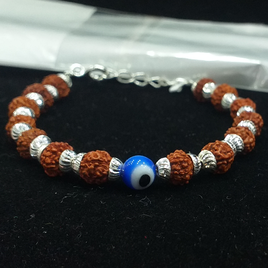 Silver rudrash boys rakhi - Image 2