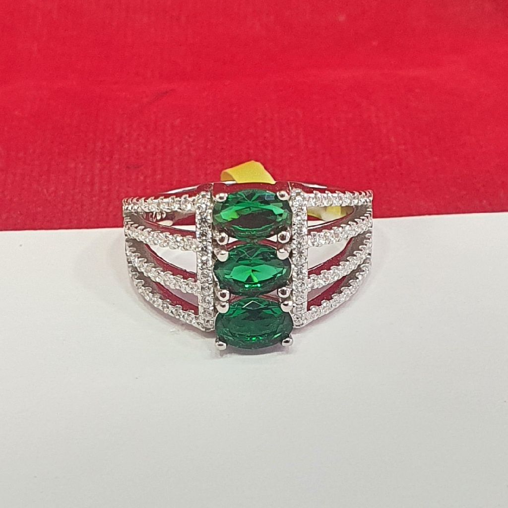 92.5 Silver White And Green Diamond