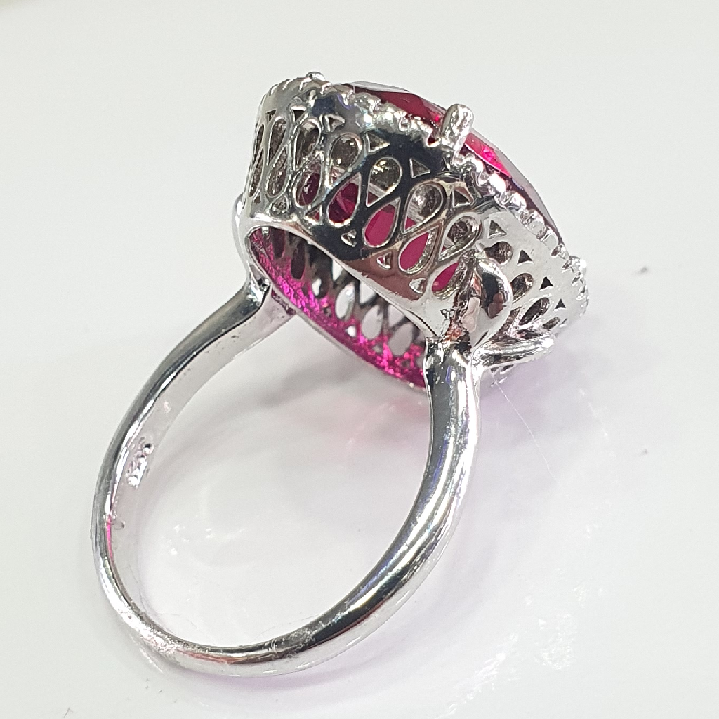 92.5 Silver Red Stone Fancy Ladies Ring - Image 3