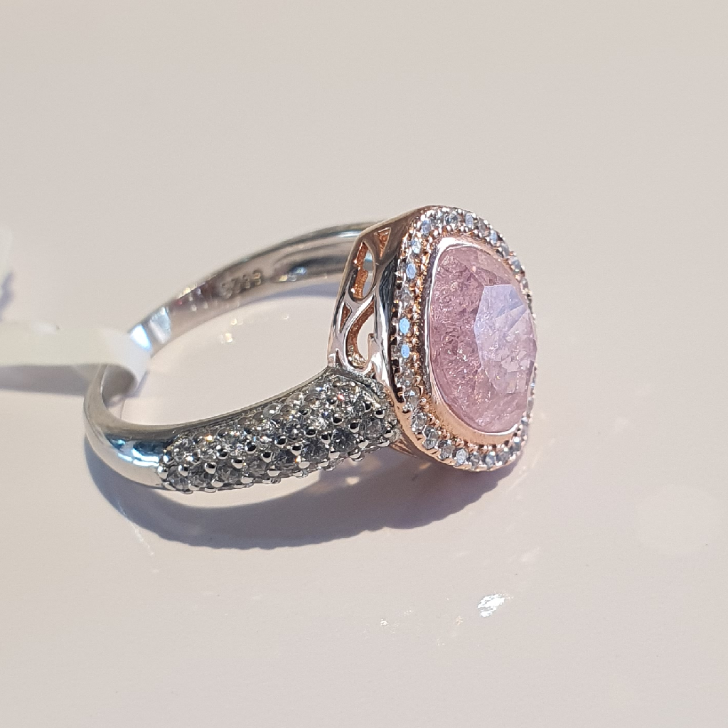 92.5 Thiya Blush Eternal Silver Ring