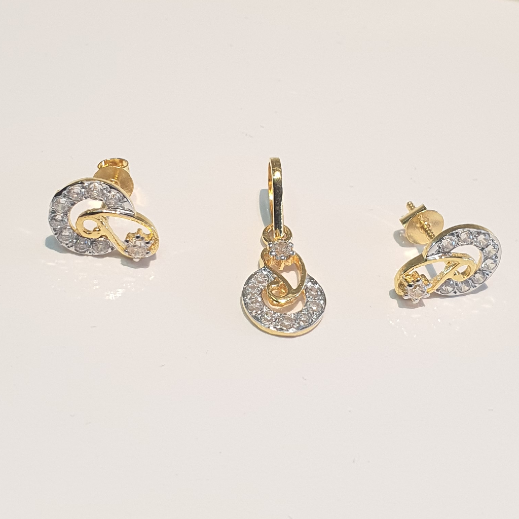 22k fancy design diamond pendal set