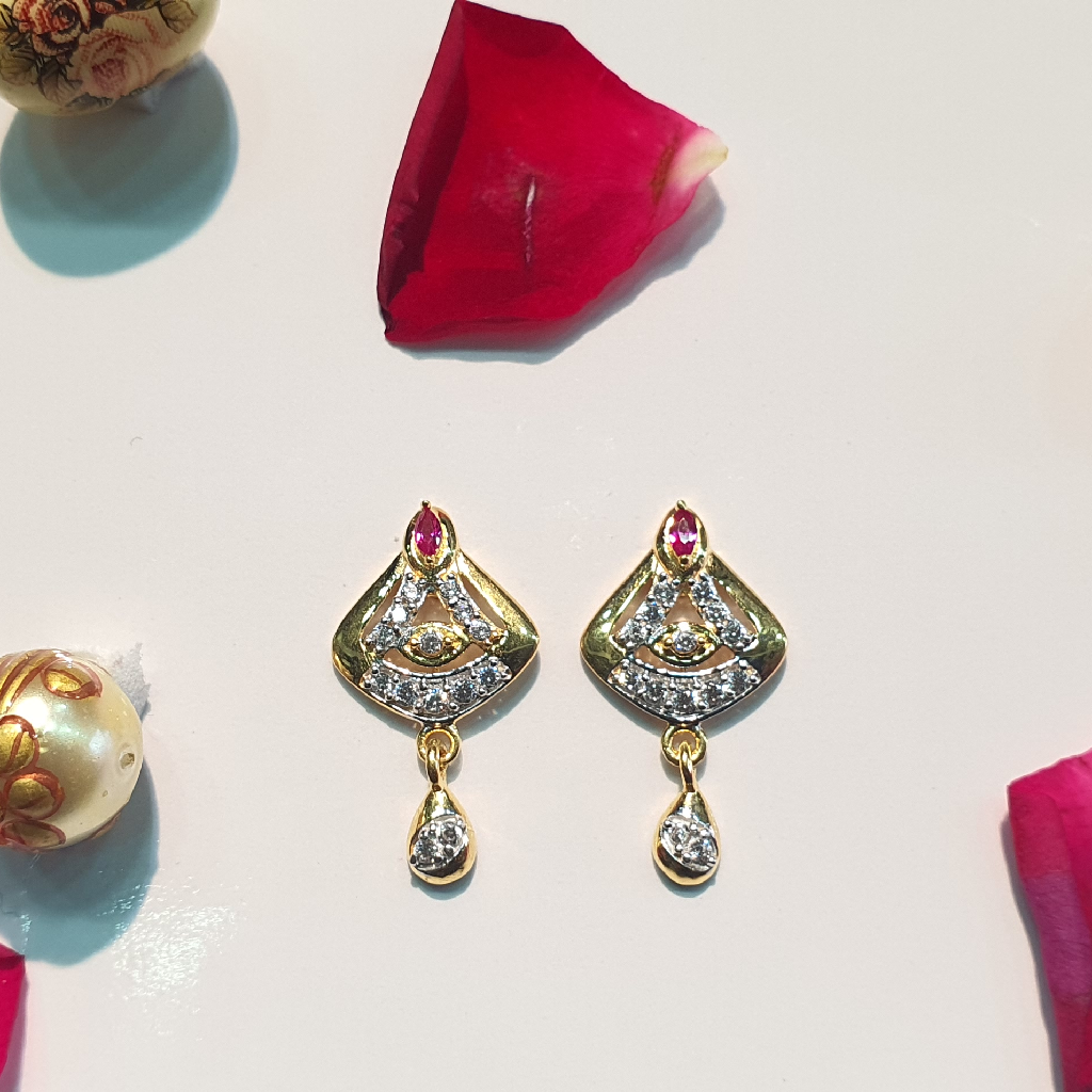 916 Fancy Diamond Earrings