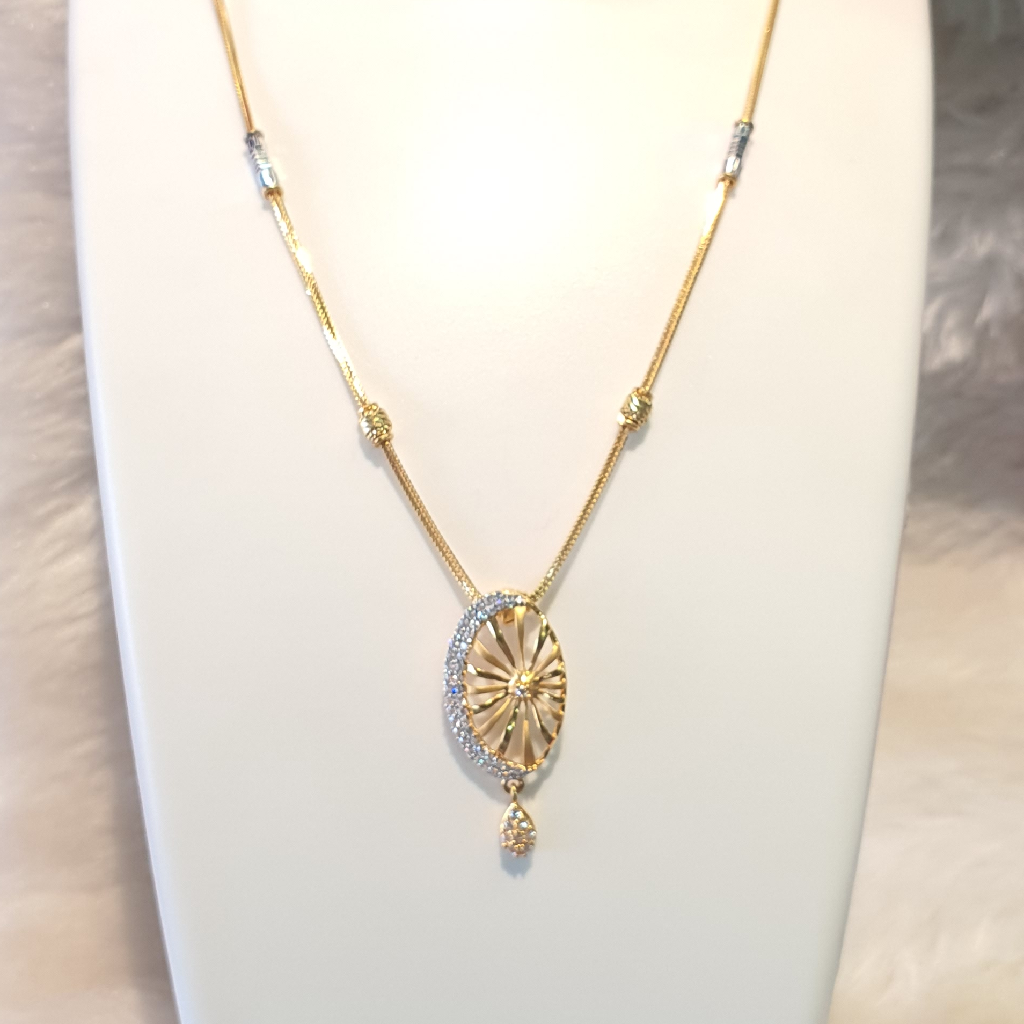 91.6 Flowers Design Sort Mini Woman Necklace