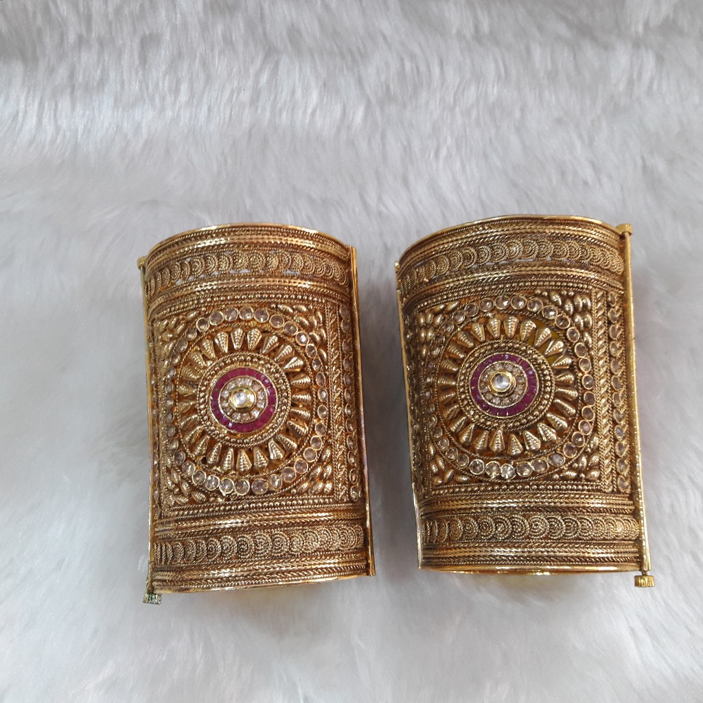 Antique fancy patla - Image 2