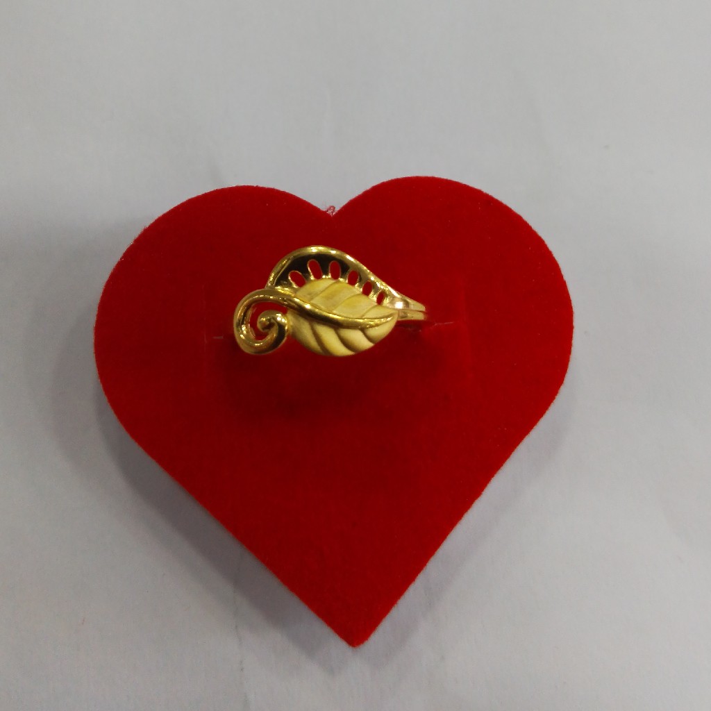 22.k new fancy ladies ring