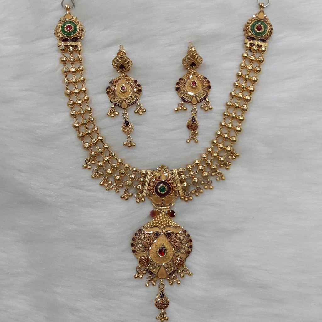 New Fancy Necklace Set