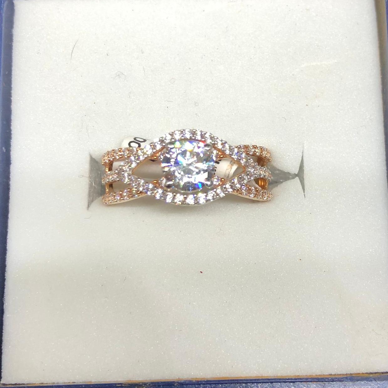 18K Gold Beautiful Ring