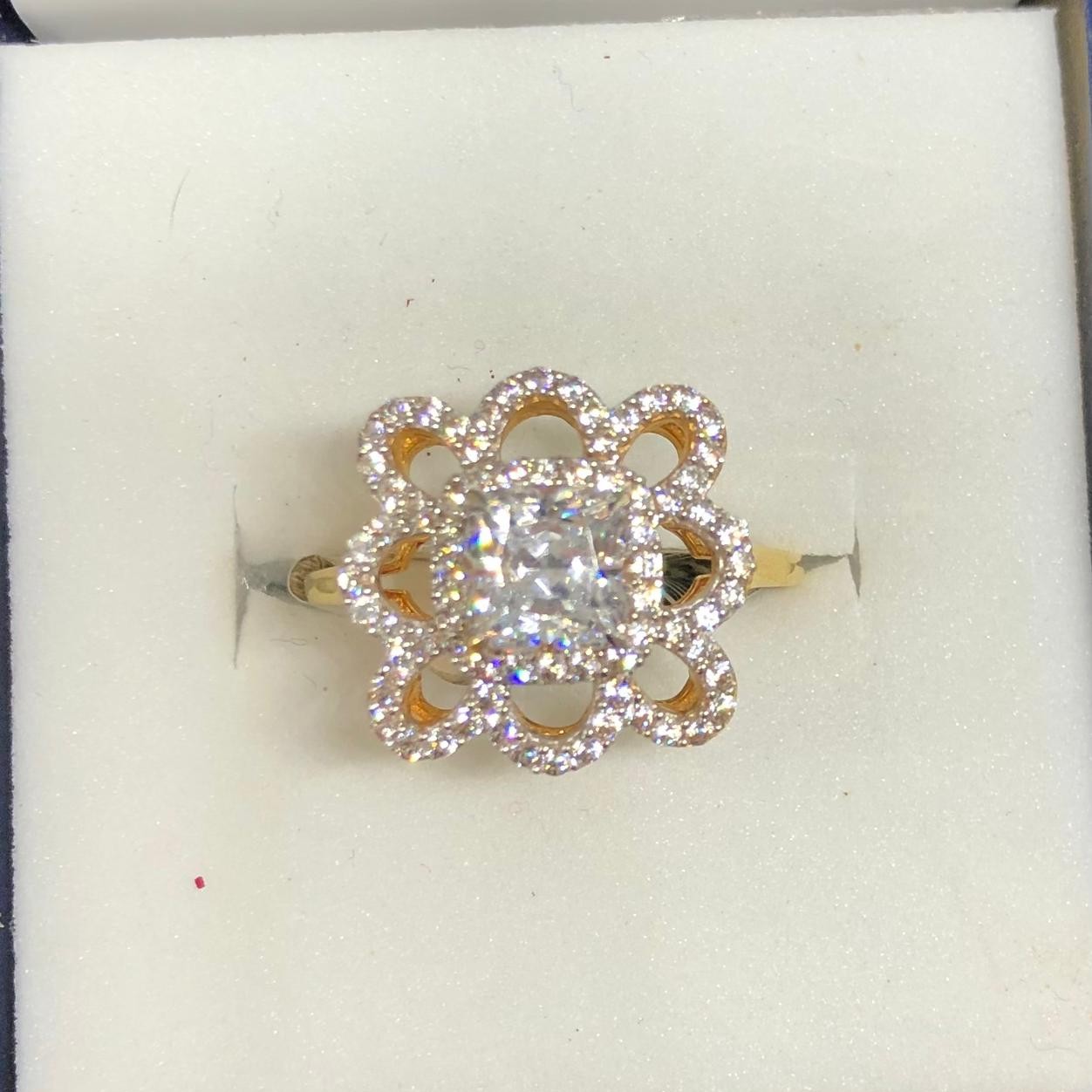 18K Gold Delicate Ring