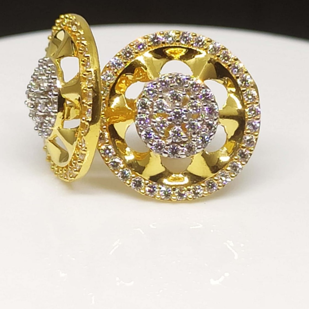 22KT Gold Parity Earring